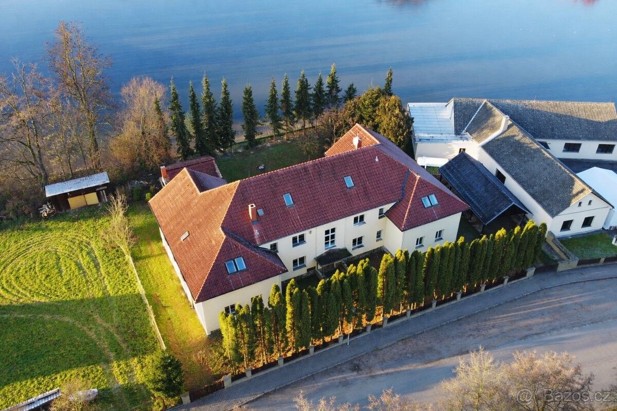 Rodinné domy, Želeč u Tábora, 391 74