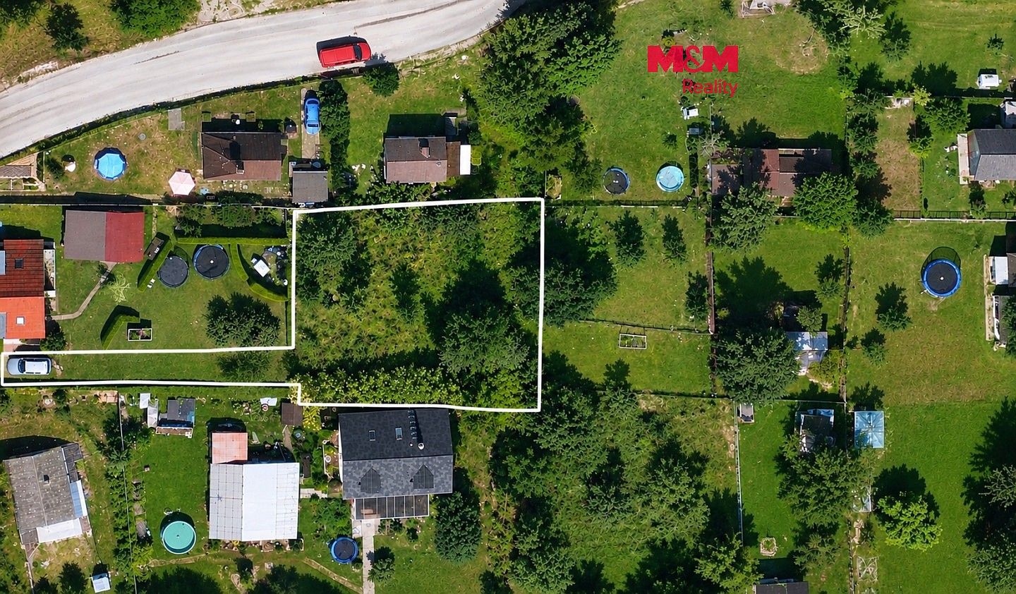 Pozemek pro bydlení, 600 m²