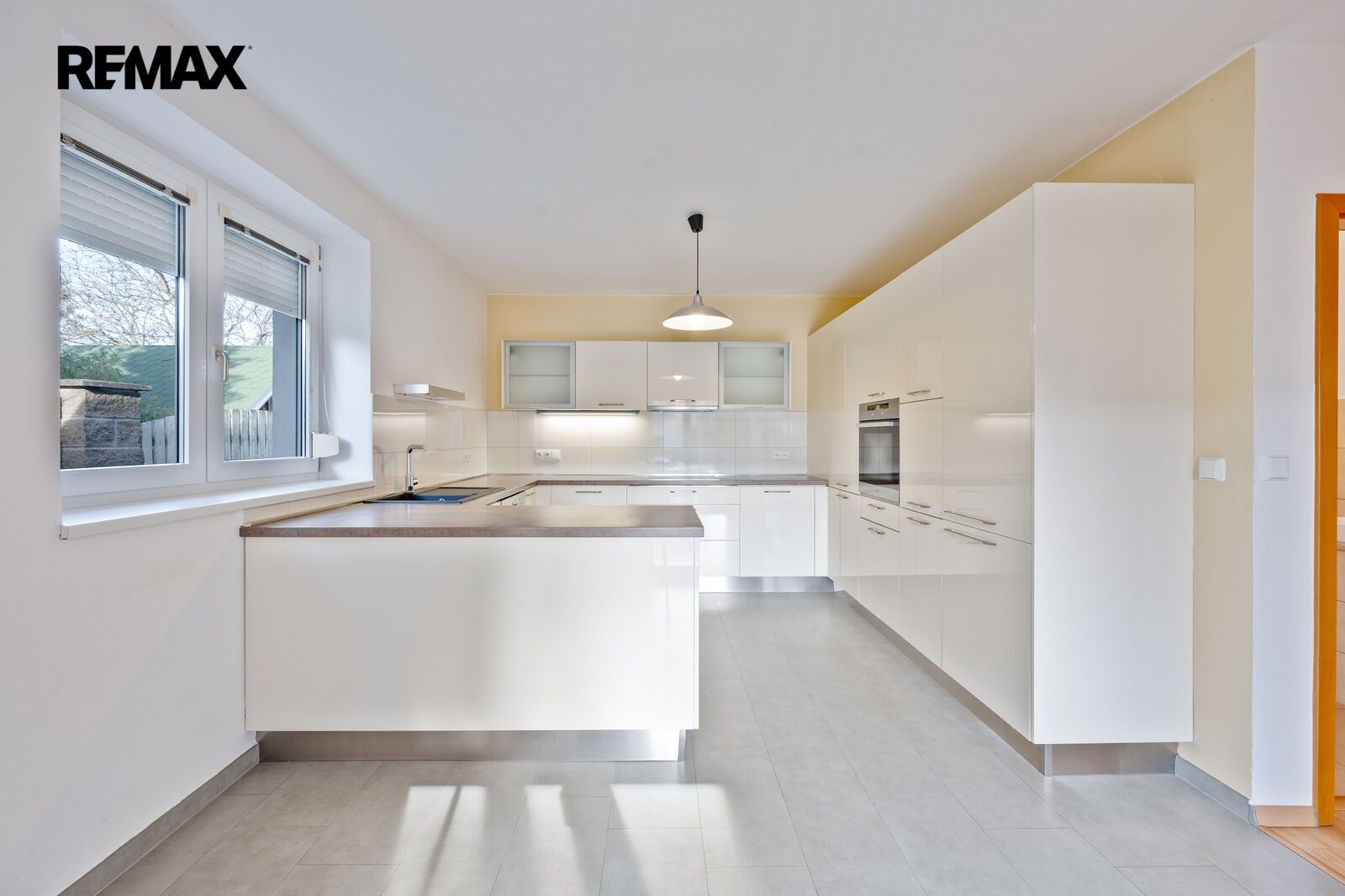 Prodej rodinný dům - Slepá 475, Chýnov, 251 m² - 5