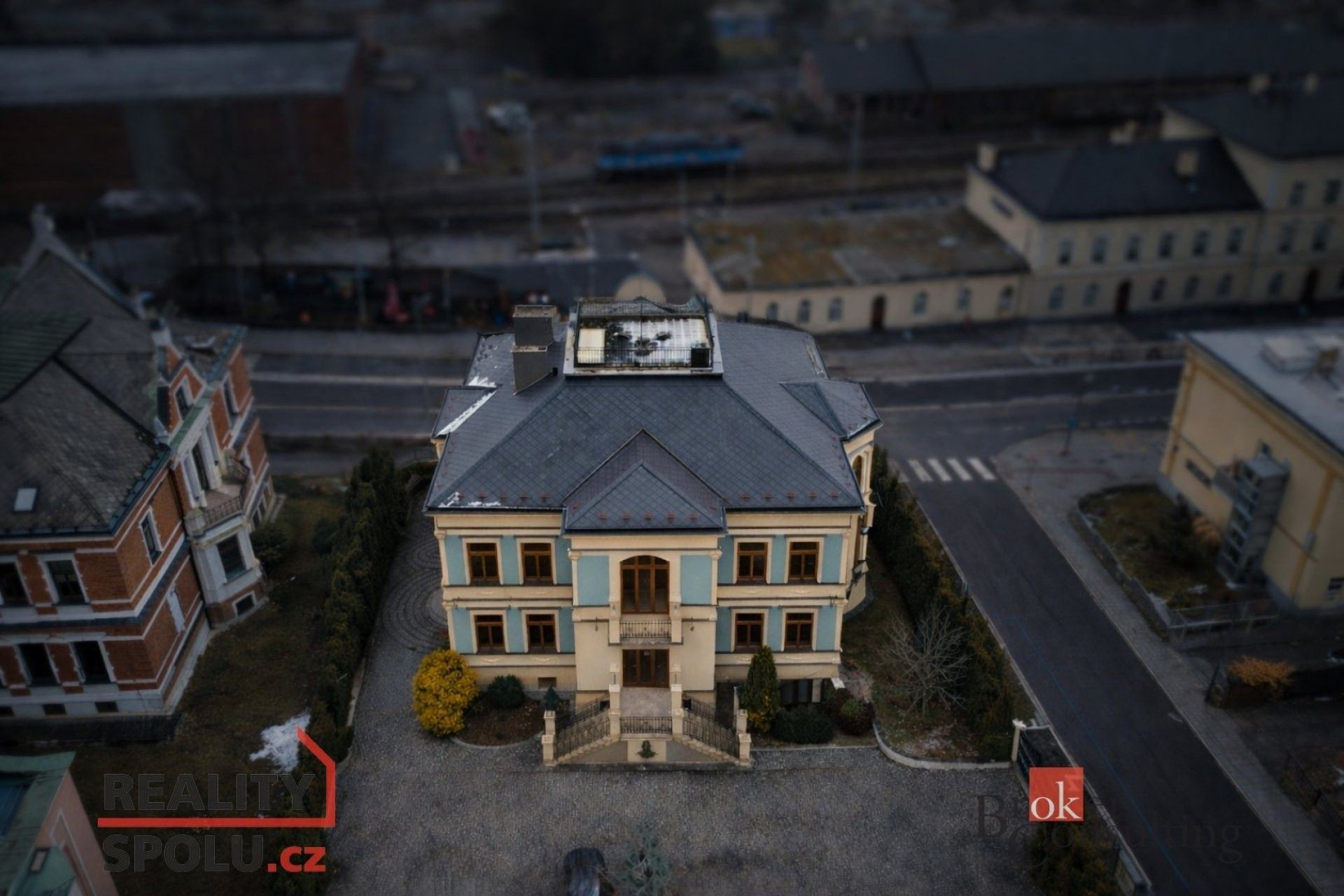 Pronájem kancelář - Janská, Opava, 280 m²