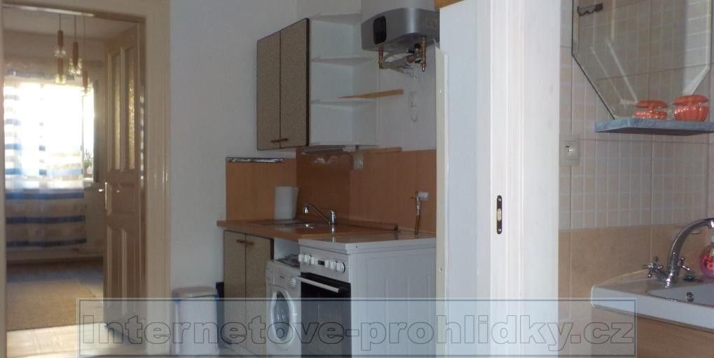 Pronájem byt - Praha, 100 00