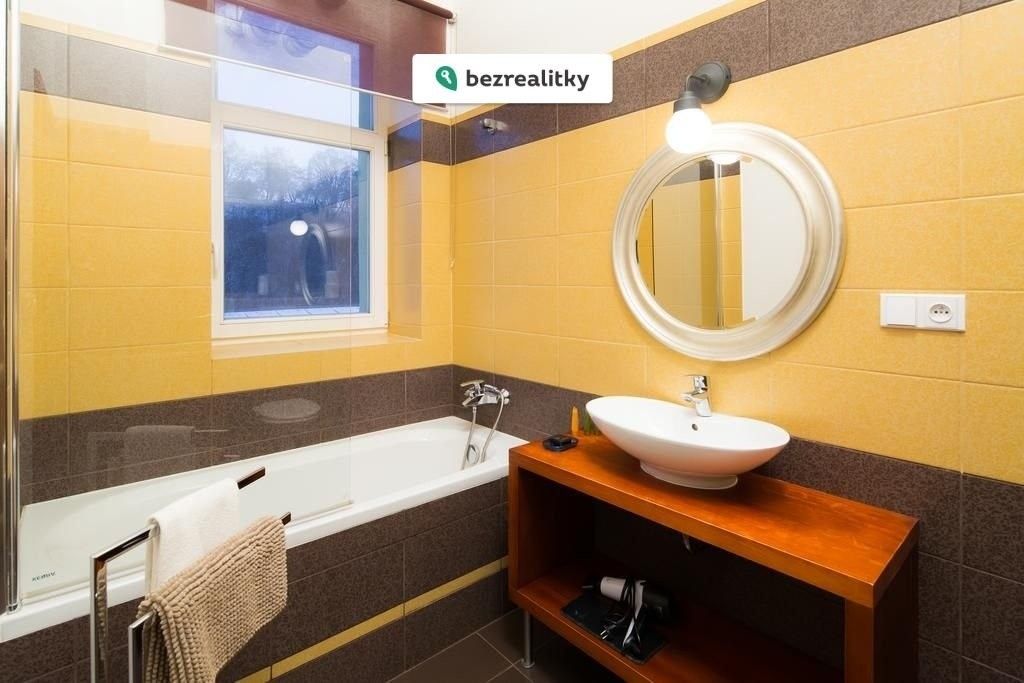 Prodej byt 3+kk - Hartigova 857, Praha, 63 m²