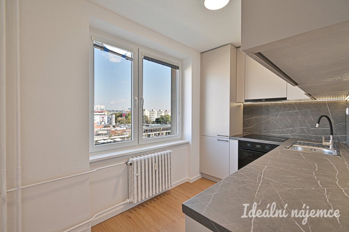 Byt 2+1 · 60 m² · Bakalovo nábřeží, Brno - 3