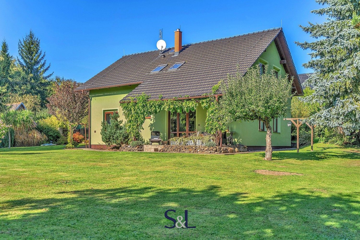 Rodinné domy, Volfartice, okres Česká Lípa, 181 m² - 1