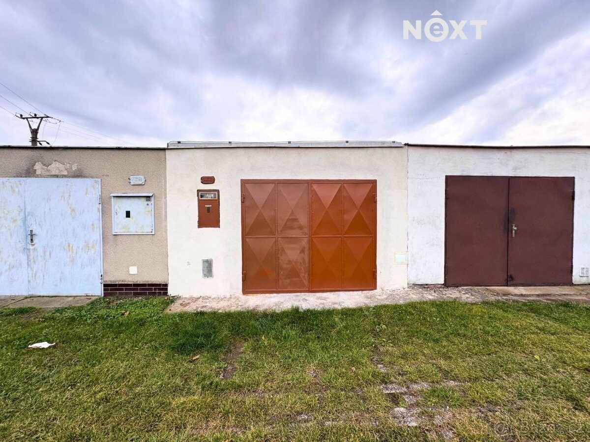 Garáže, Rakvice, 691 03