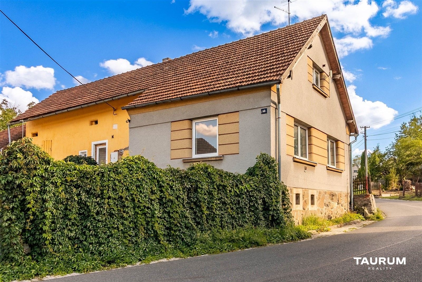 Rodinné domy, Všepadly, 218 m² - 1