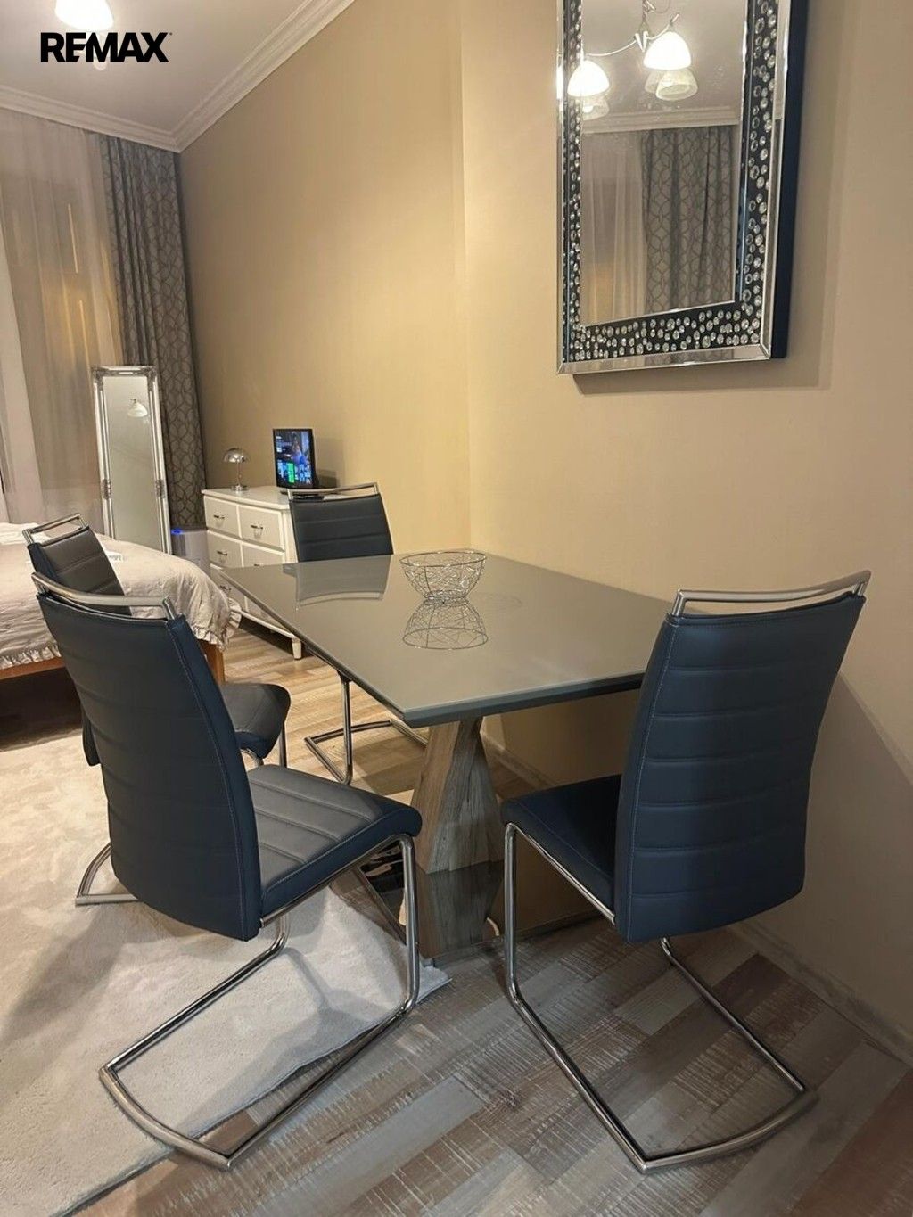 Pronájem byt 2+1 - Libušina 442, Karlovy Vary, 47 m² - 5