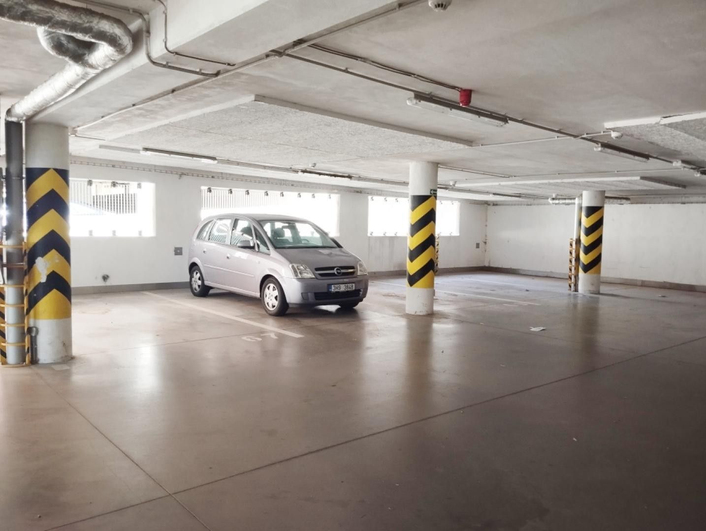 Ostatní, třída Edvarda Beneše, Hradec Králové, 6 m² - 2
