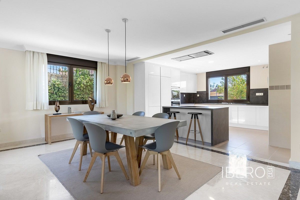 Rodinný dům · 276 m² · Estepona, ES - 4