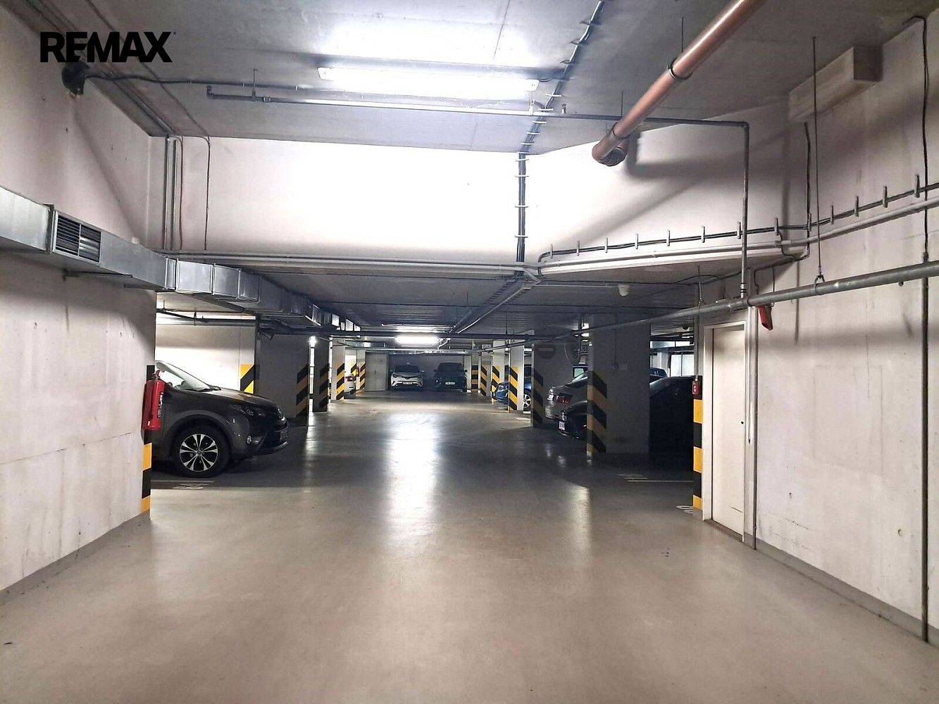 Prodej ostatní - Praha - Stodůlky, okres Praha 13, Hlavní město Praha, 11 m² - 5