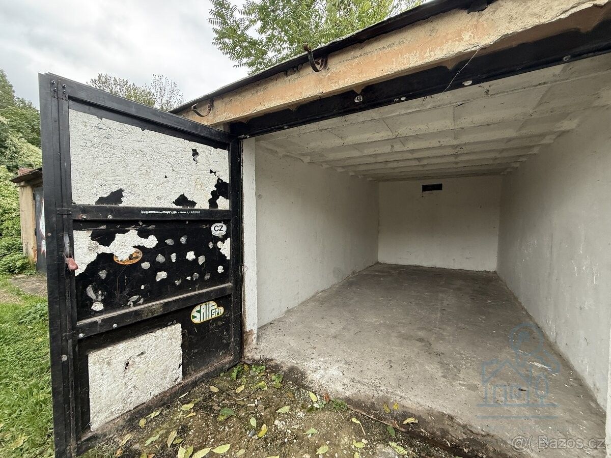 Prodej garáž - Praha, 140 00