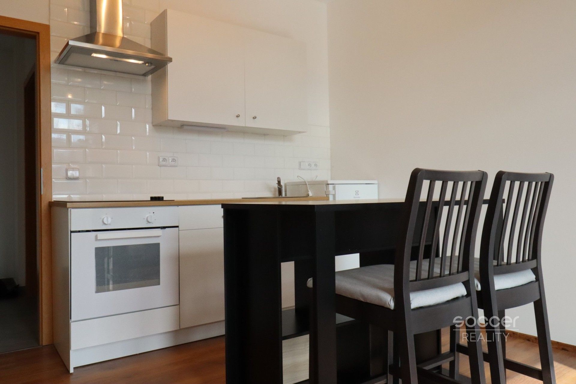 2+kk, V závětří, Praha, 42 m²