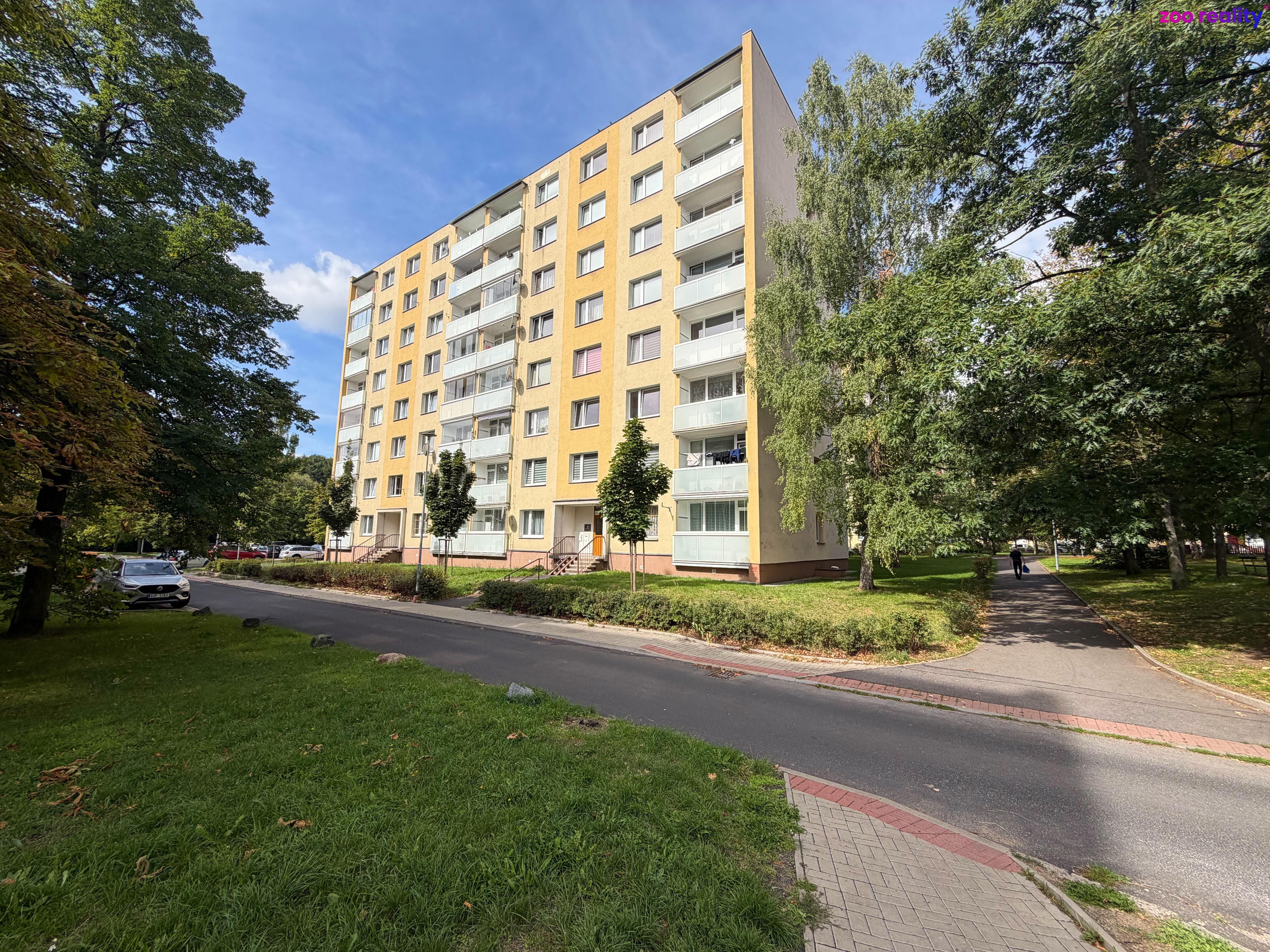 2+kk, Hornická 4109, Chomutov, 42 m²