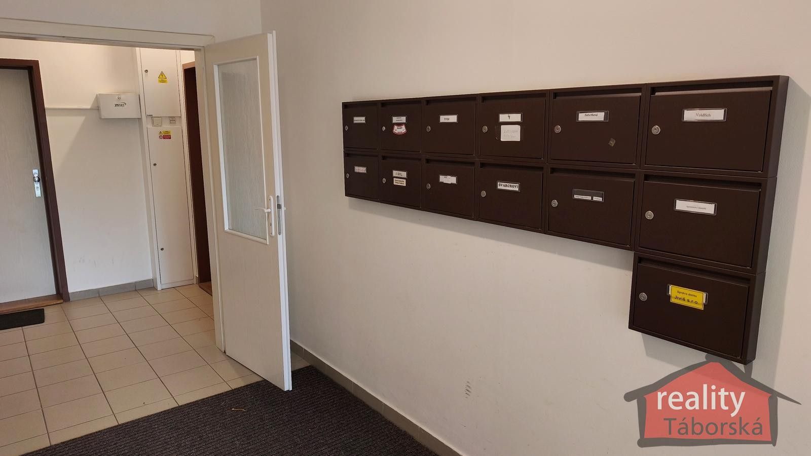 Prodej byt 3+kk - Luční, Nupaky, 69 m²