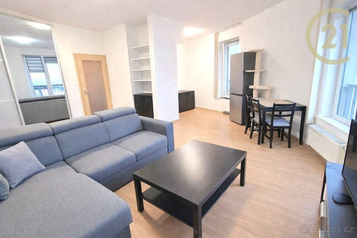 Pronájem byt - Brno, 628 00