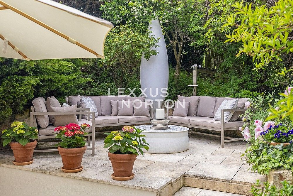 Rodinný dům · 522 m² · Praha - Nebušice, okres Praha 6, Hlavní město Praha - 3