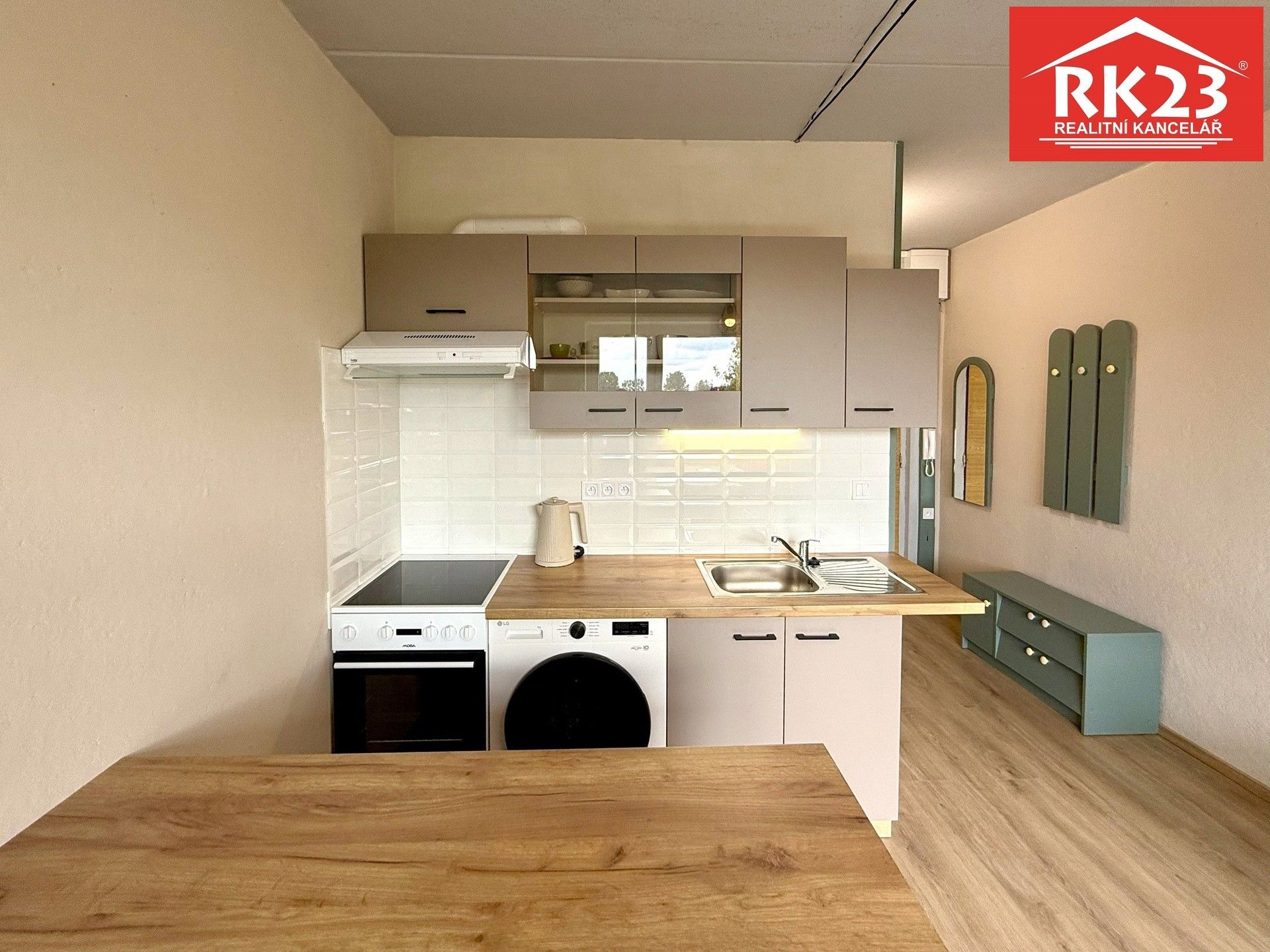 1+1, Palackého, Teplá, 41 m²