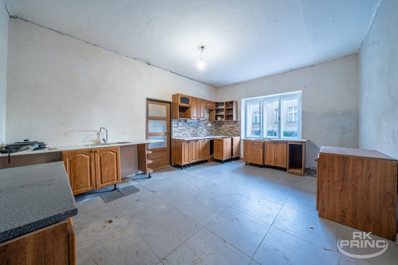 Prodej rodinný dům - Kolešov, 400 m² - 5