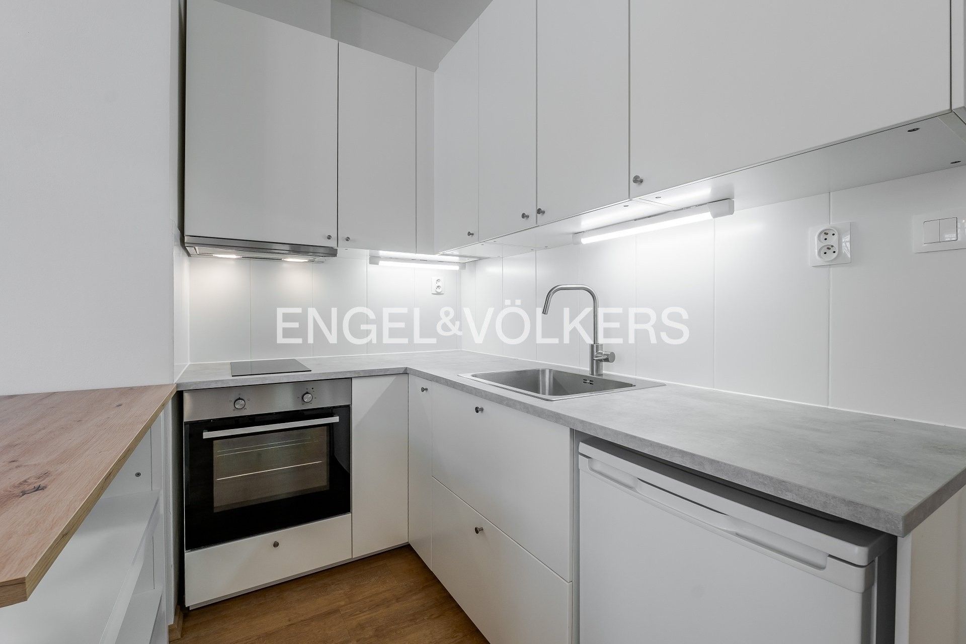 2+kk, Sarajevská 1017, Praha Vinohrady, 42 m² - 2