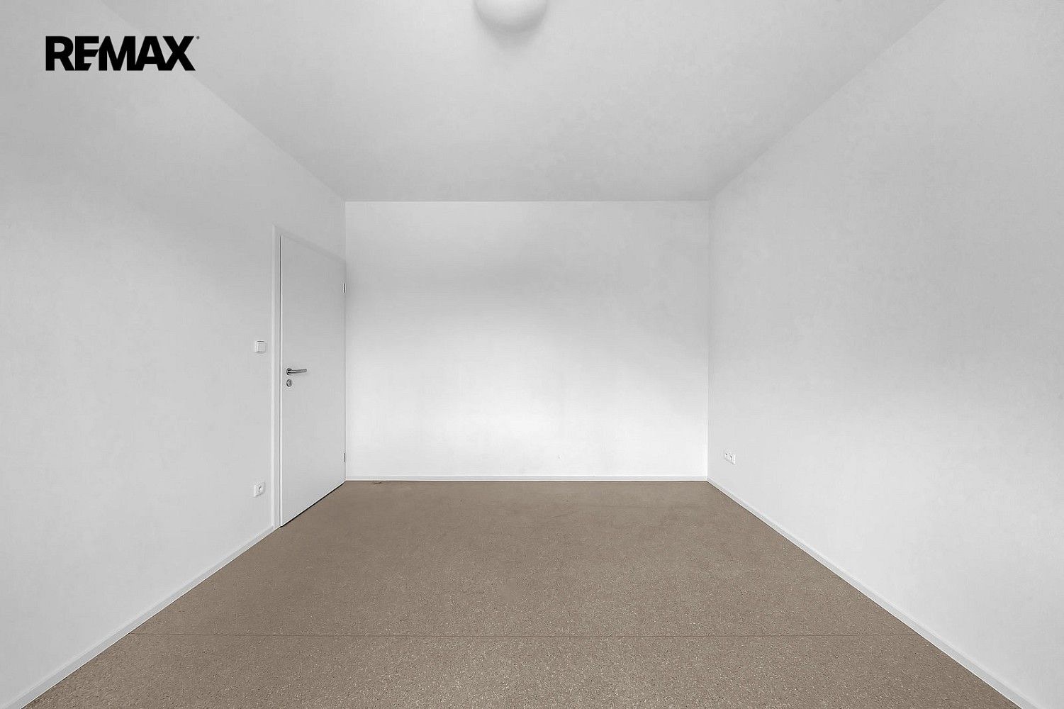 Byt 2+1 · 35 m² · Nádražní, Luštěnice, okres Mladá Boleslav - 3