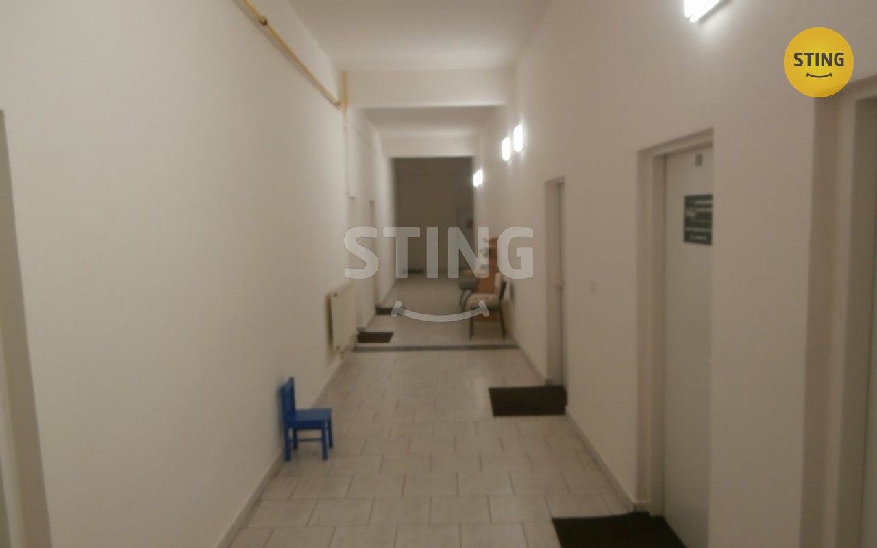 Pronájem kancelář - Lepařova, Opava, 29 m²