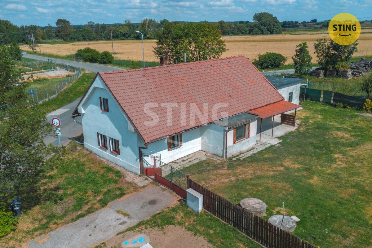Rodinné domy, Strašov, 149 m² - 1
