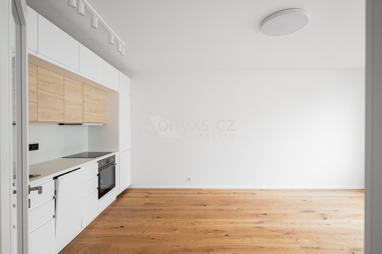2+kk, U Komína,Radlice,Praha 5, 46 m² - 2