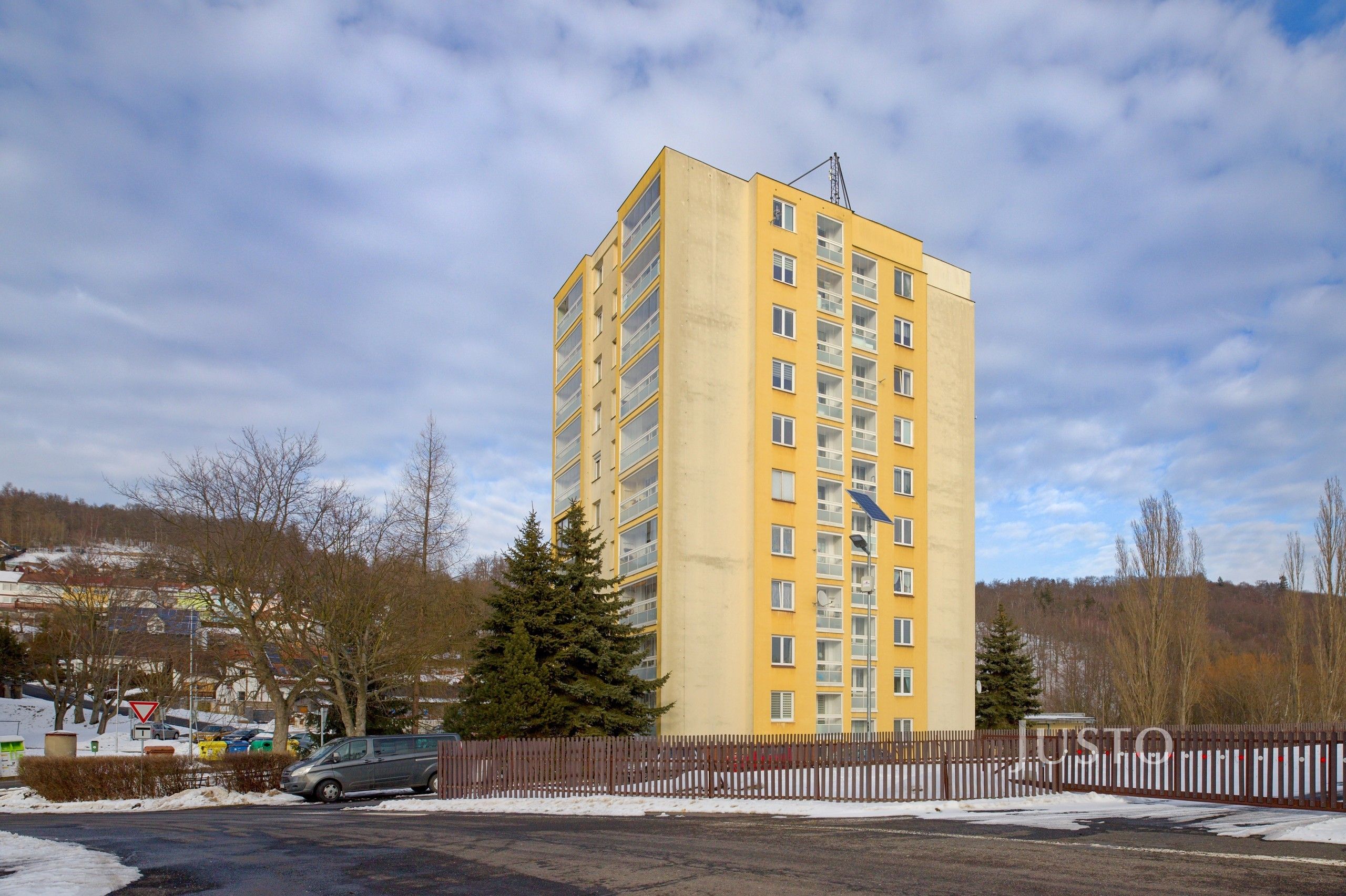 3+1, J. A. Komenského  , Meziboří, 61 m²