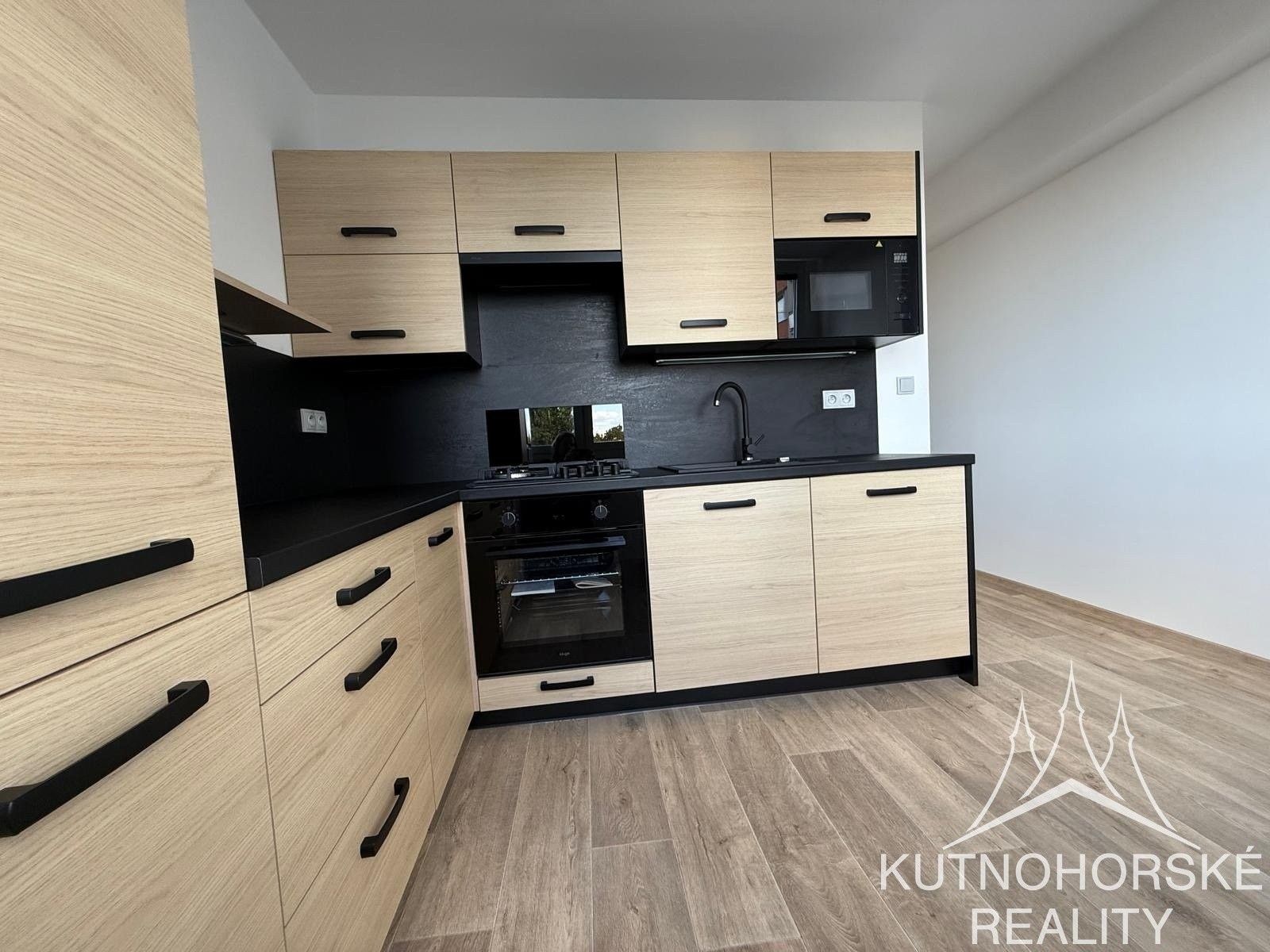 Pronájem byt 2+1 - Grégrova, Kolín, 61 m² - 5