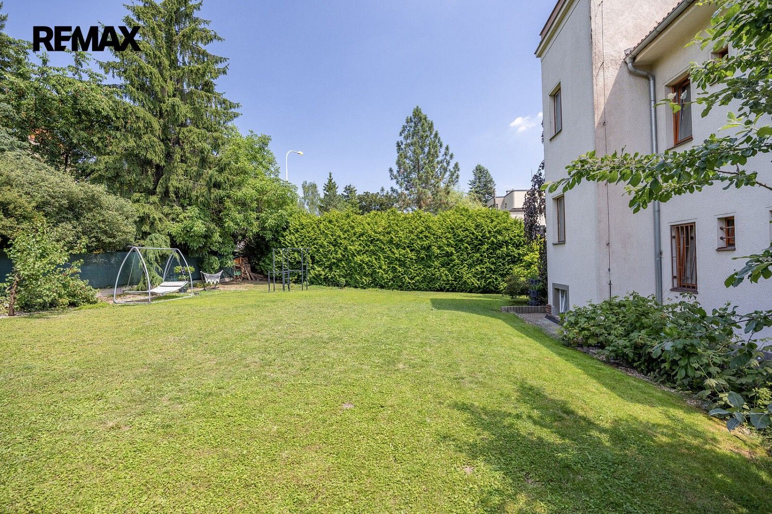 Prodej rodinný dům - Praha - Dejvice, okres Praha 6, Hlavní město Praha, 400 m² - 5