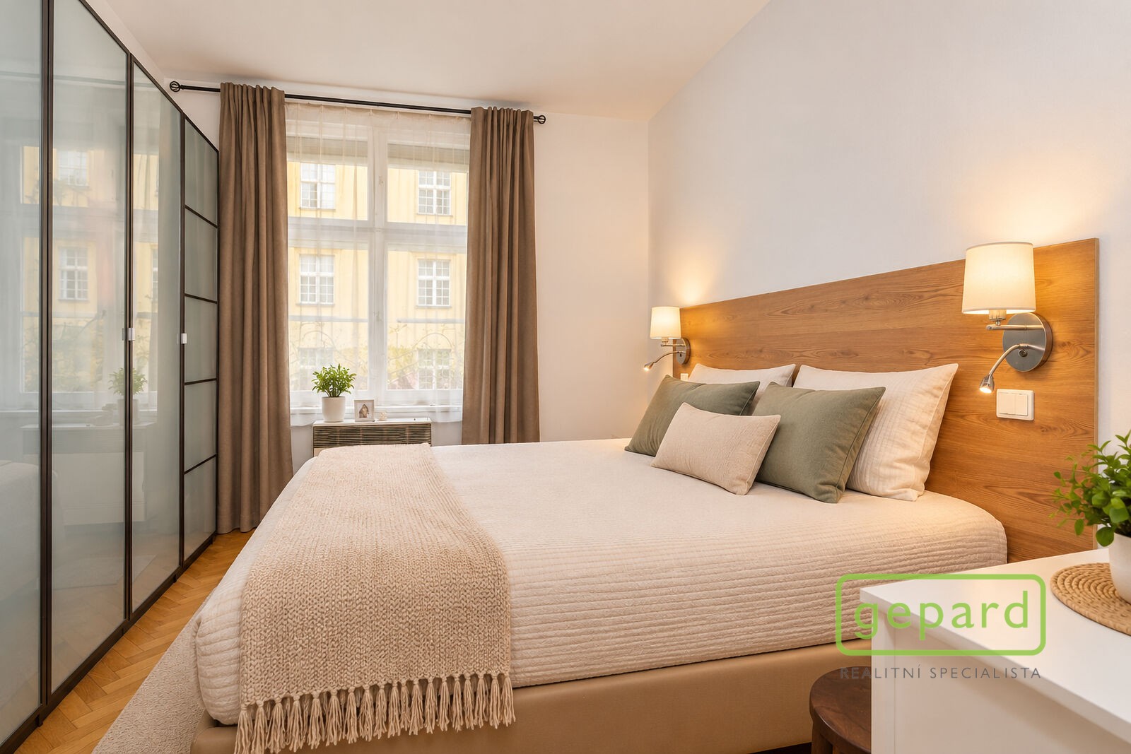 Prodej byt 2+1 - Řezáčovo náměstí 1261, Praha Holešovice, 45 m² - 2