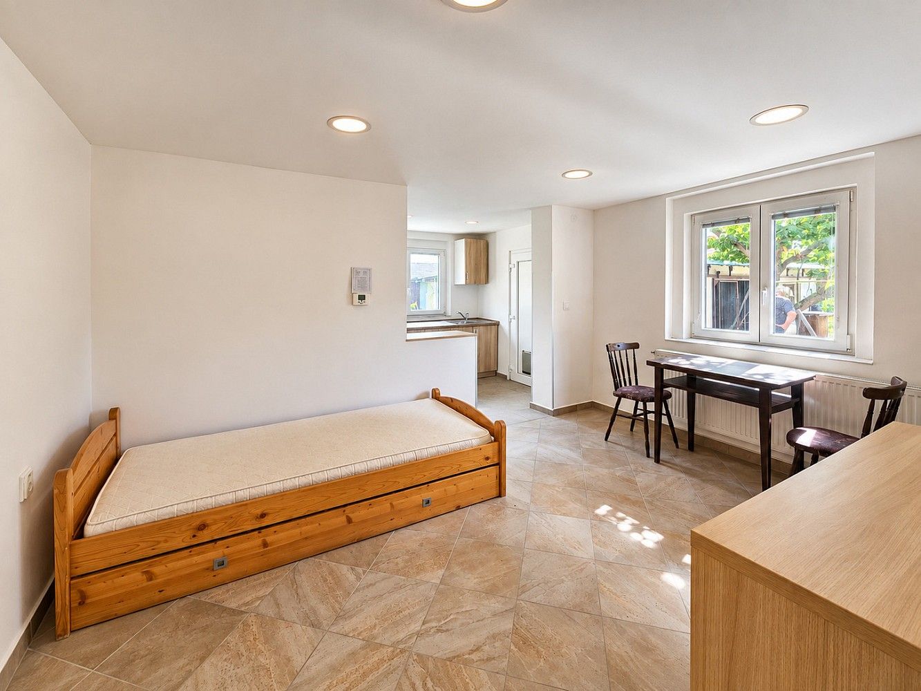 2+kk, Chýnice, okres Praha-západ, Středočeský kraj, 33 m² - 2