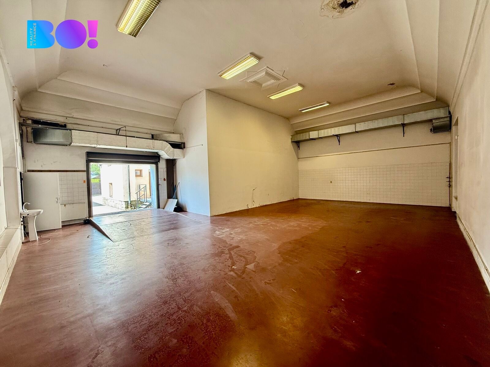 Sklady, Pod Zvonek, Český Těšín, 122 m² - 1