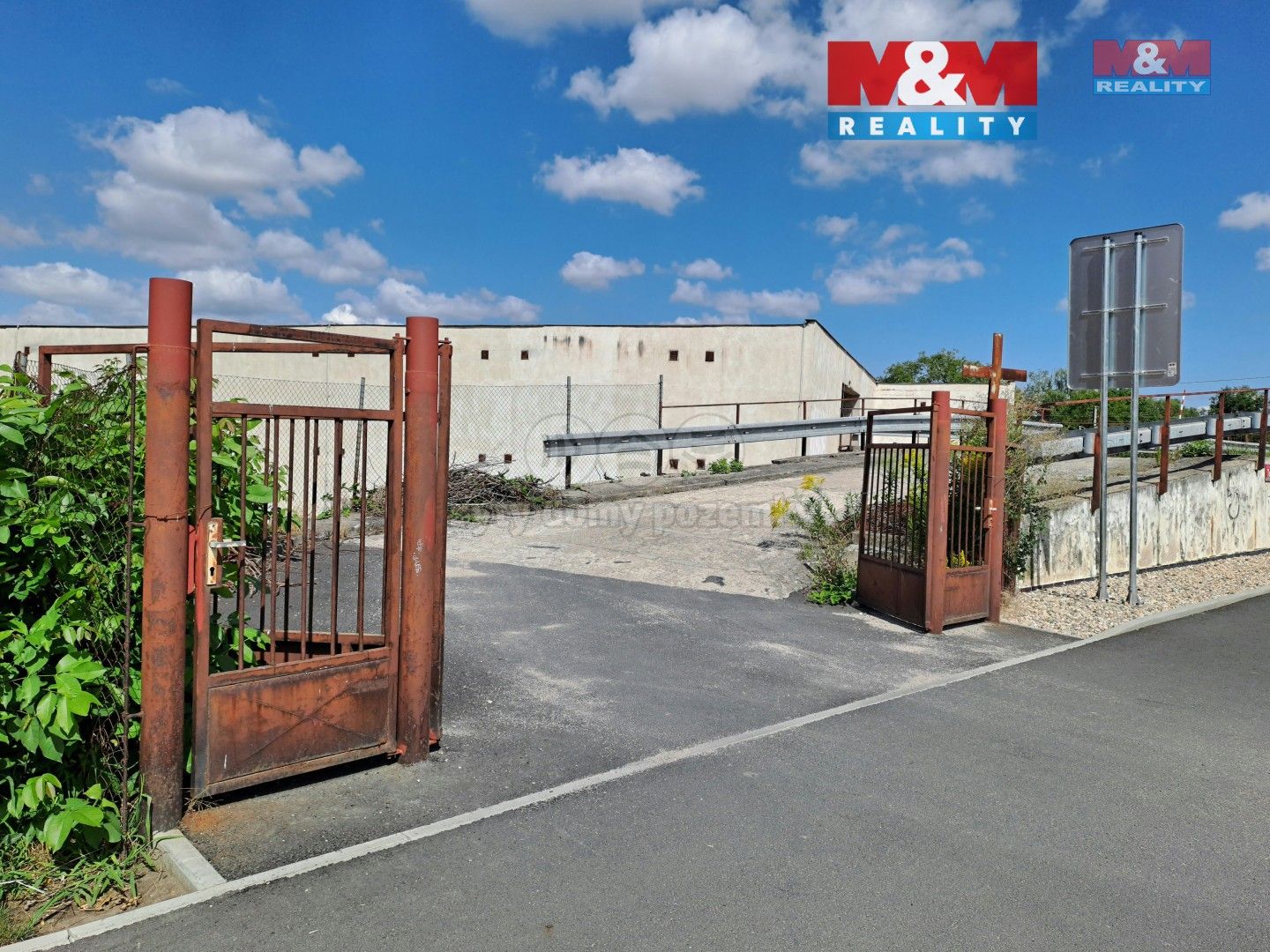 Garáže, Topolová, Nymburk, 15 m²