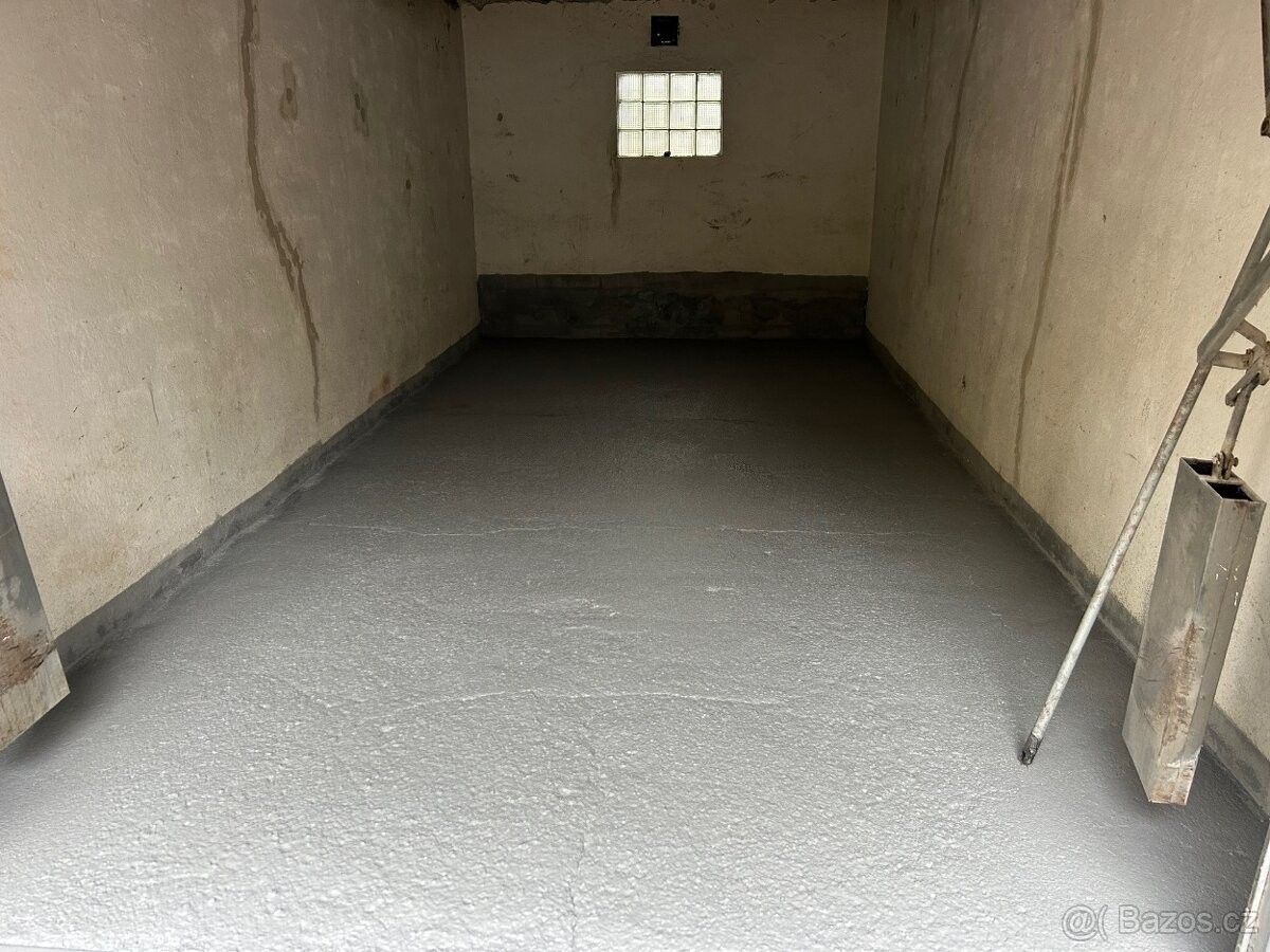 Pronájem garáž - Karlovy Vary, 360 01