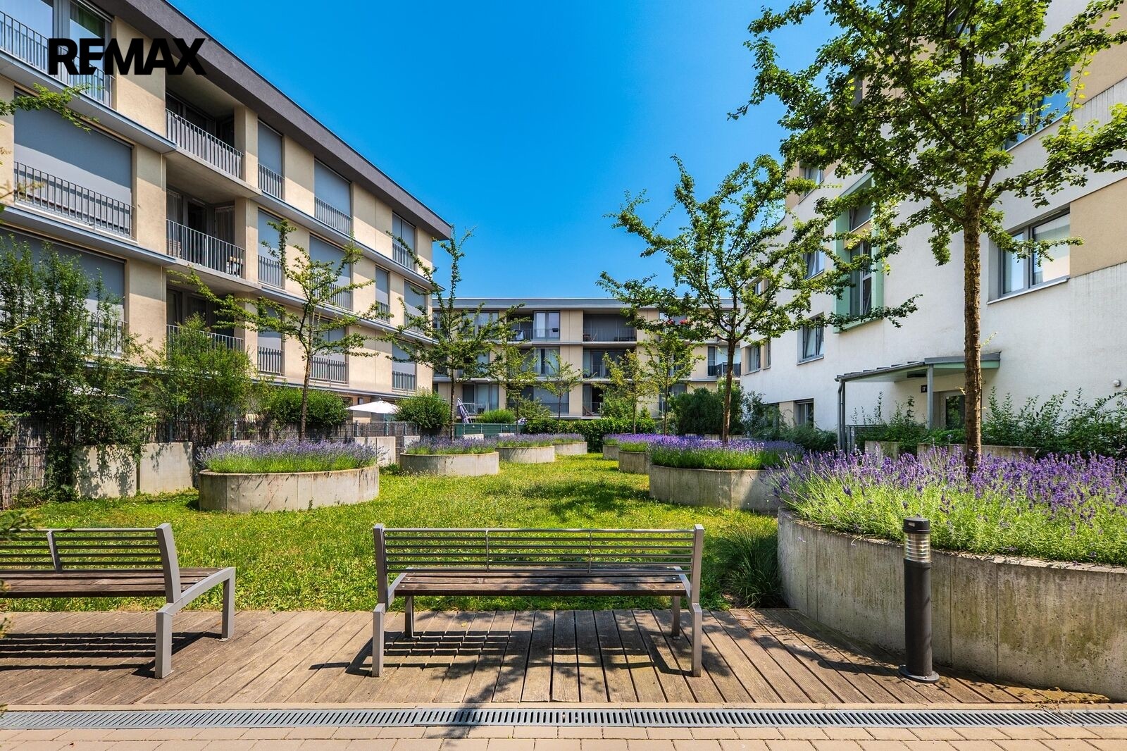 Garáž · 13 m² · Olgy Havlové 2899, Praha Žižkov - 4