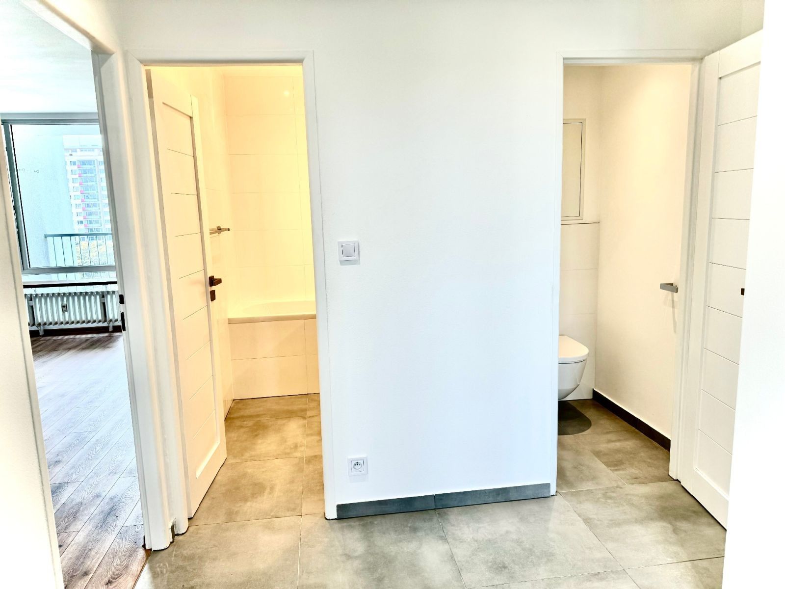 Byt 3+1 · 68 m² · Frýdlantská, Praha - Kobylisy - 3
