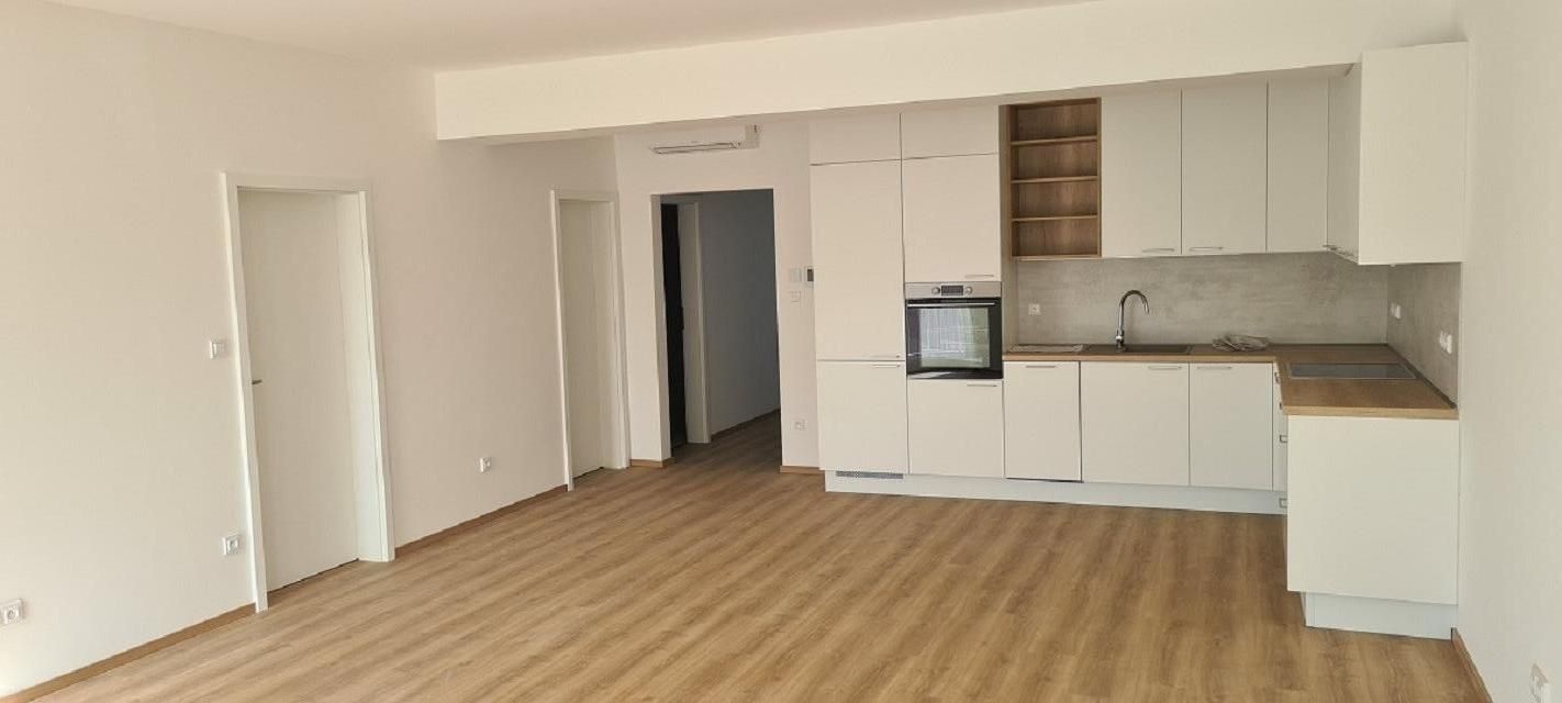 2+kk, Hradišťská, Staré Město - Staré Město u Uherského Hradiště, Zlínský kraj, 84 m²