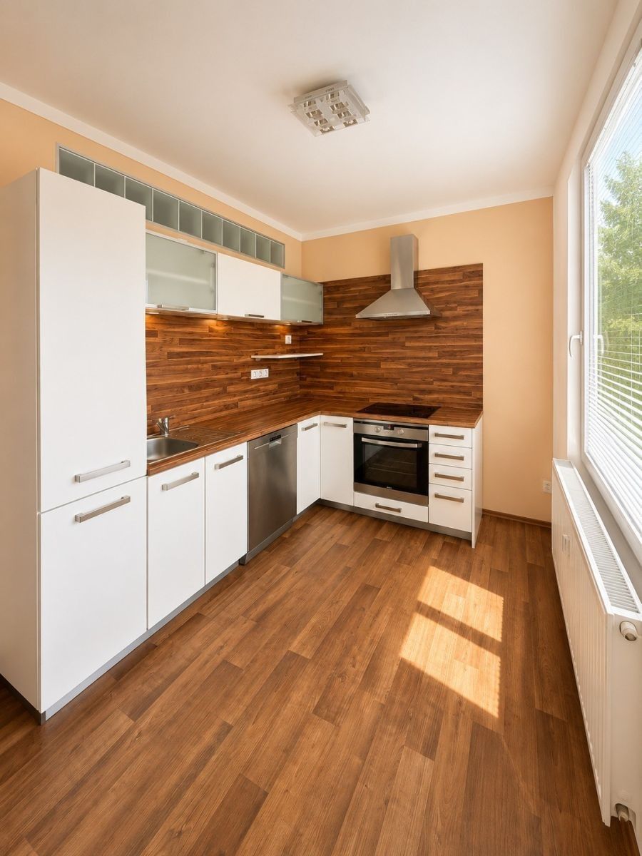 3+1, Zvonařova, Lovosice - Lovosice, Ústecký kraj, 70 m² - 1