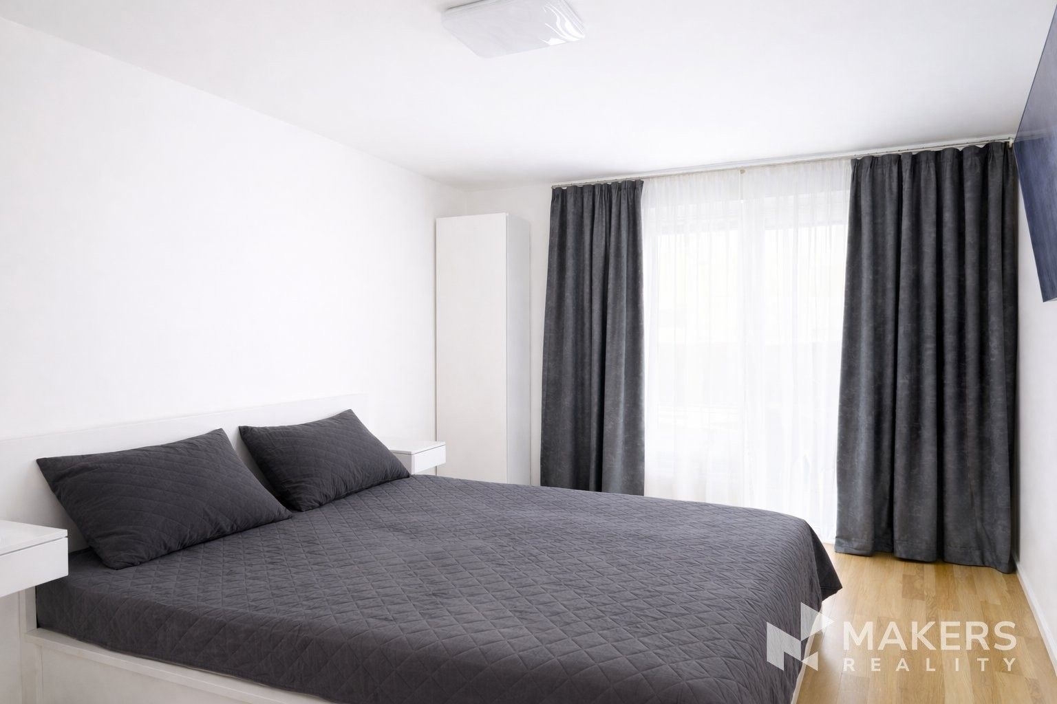 3+kk, Zvěřinova, Praha, 78 m²