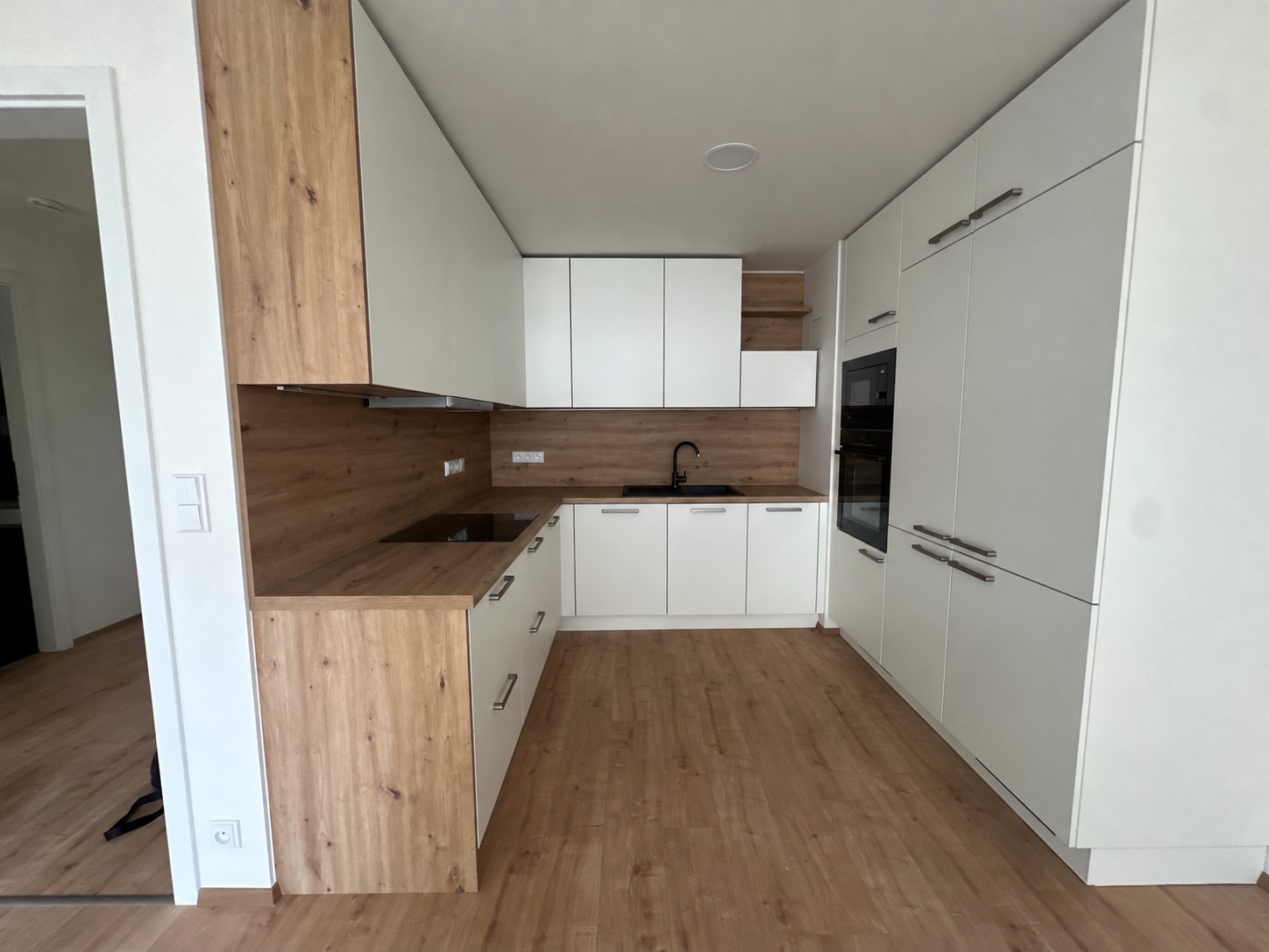 Pronájem byt 2+kk - Nebřenická, Praha - Chodov, 55 m² - 1