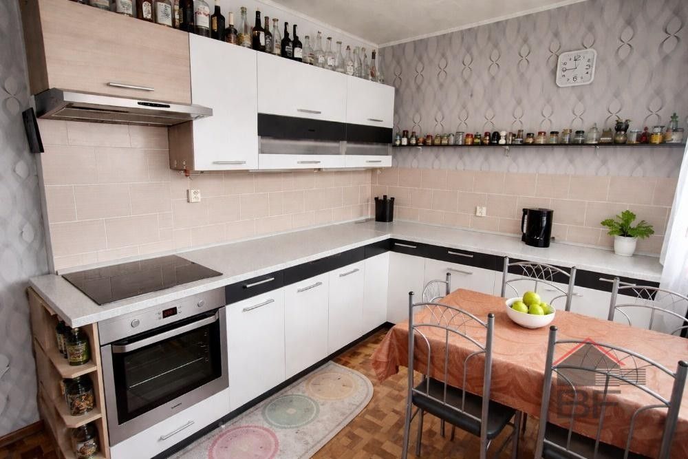 3+1, Jižní , Stráž pod Ralskem, 70 m² - 1