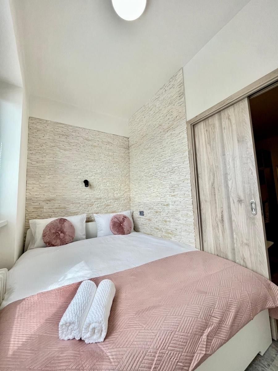 Prodej byt 3+1 - Tyršova, Praha, 62 m²