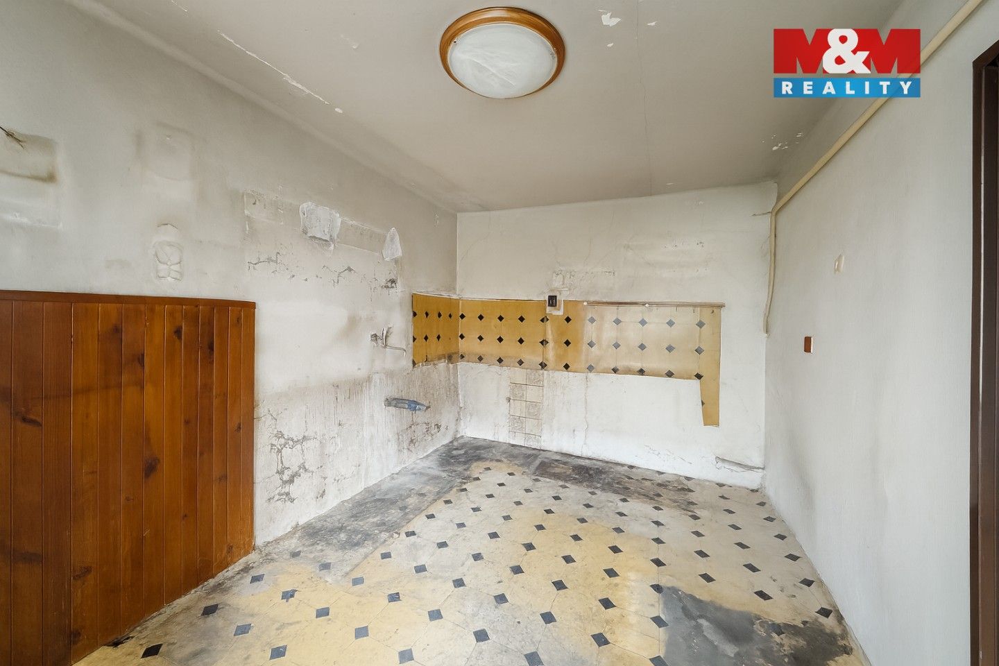 Prodej rodinný dům - Hlavní, Křenice, 266 m²