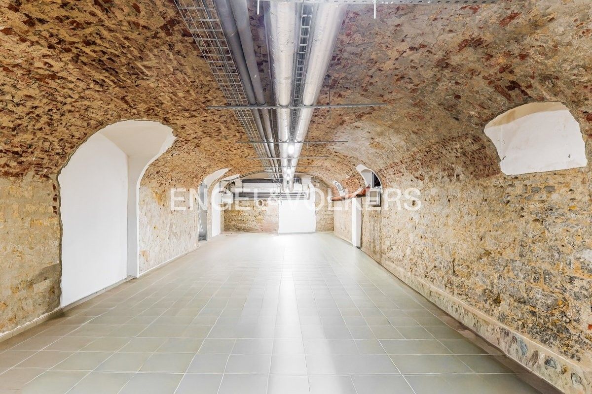 Sklad · 77 m² · Kroftova 329, Praha Smíchov - 3