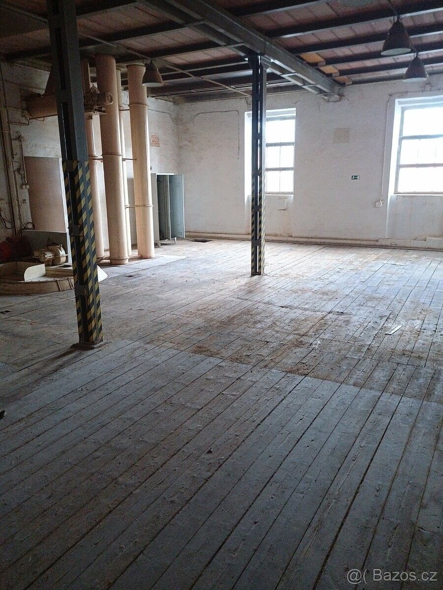 Pronájem sklad - Uničov, 783 91