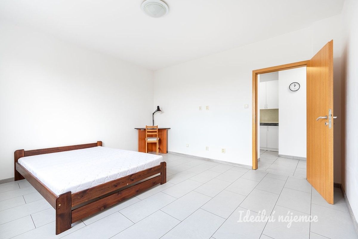 Byt 2+kk · 54 m² · Brandejsovo náměstí, Praha - 4