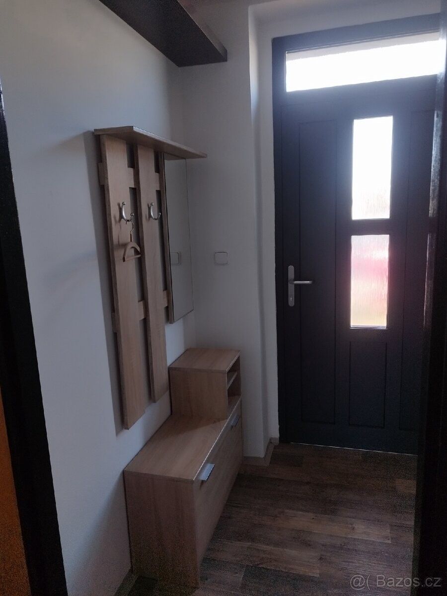 Pronájem byt - Zbraslavice, 285 21