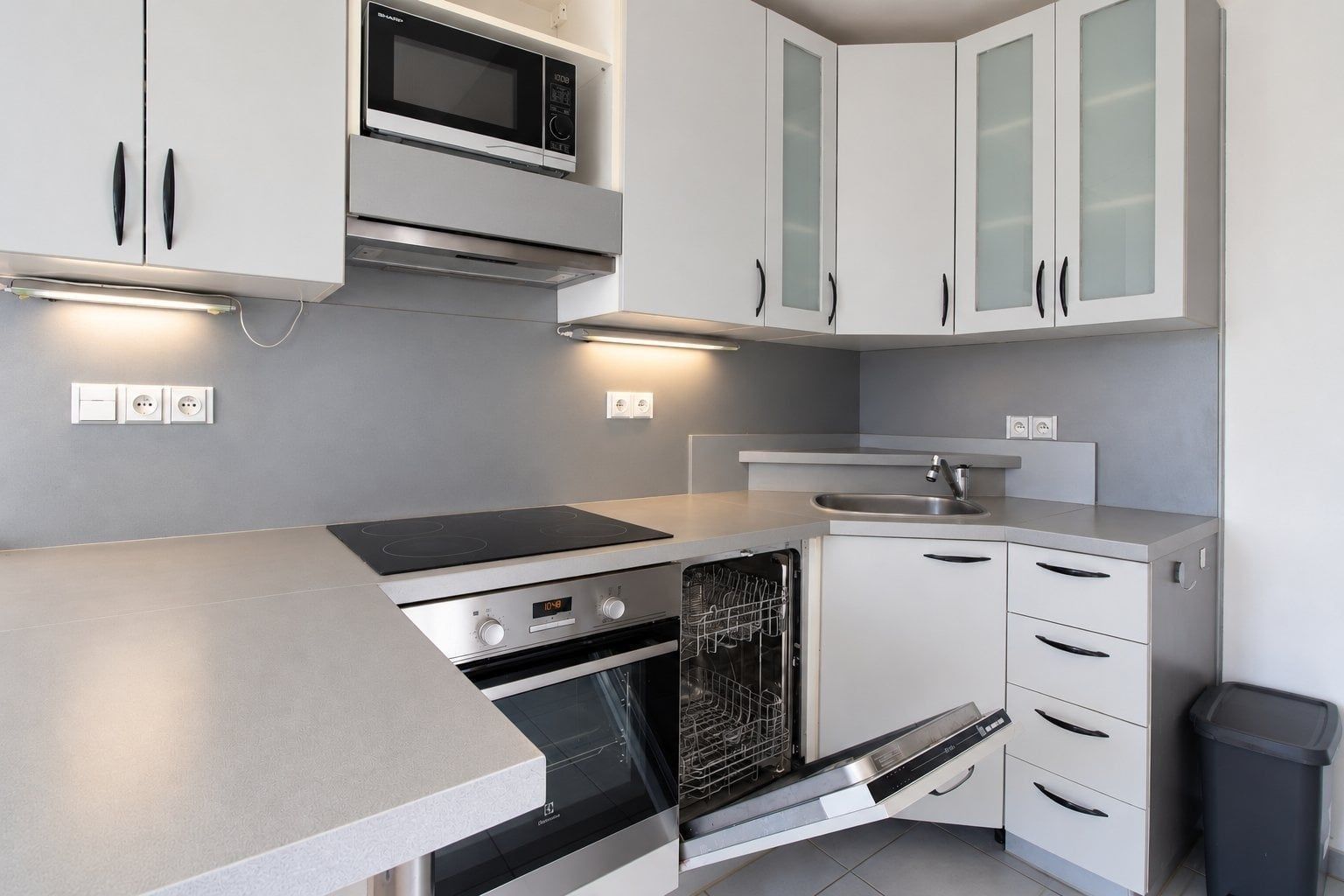 2+kk, Křivá, Praha - Žižkov, 37 m² - 2