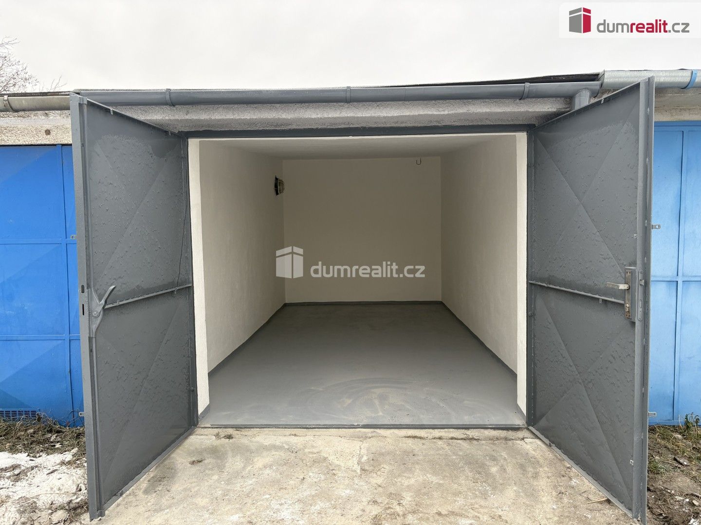 Pronájem garáž - Průmyslová, Hodonín, 18 m²